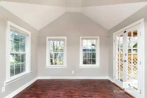165 E Collins St, Mobile, AL 36606 photo 6