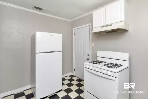 165 E Collins St, Mobile, AL 36606 photo 11