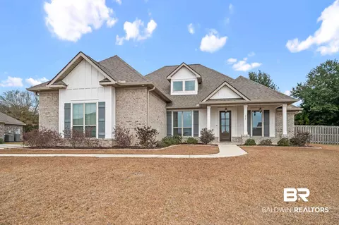 234 Hemlock Dr, Fairhope, AL 36532