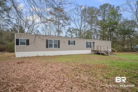 39908 T A Chastang Rd, Bay Minette, AL 36507