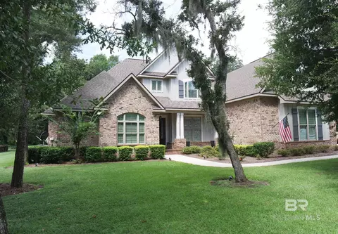 17 Haven Dr, Gulf Shores, AL 36542