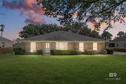9370 Club House Dr, Foley, AL 36535