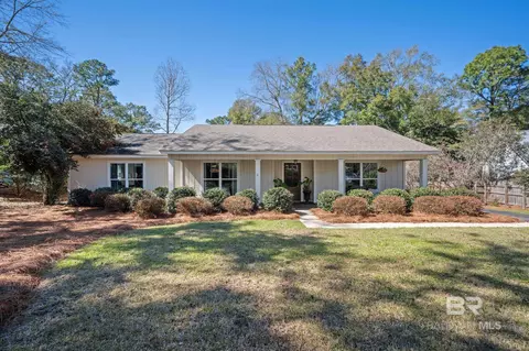 119 Kurlane St, Fairhope, AL 36532