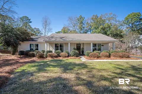 119 Kurlane St, Fairhope, AL 36532