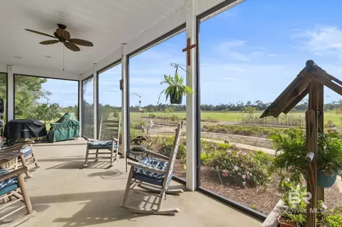Exterior - 26071 Woerner Rd, Elberta, AL 36530 photo 7 of 28