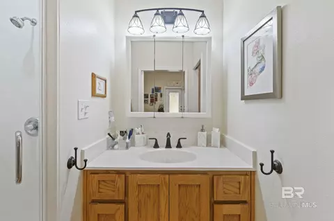 Bath - 26071 Woerner Rd, Elberta, AL 36530 photo 2 of 6