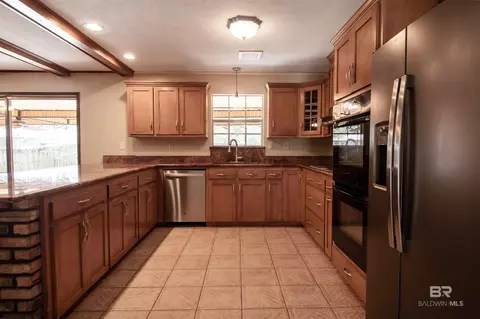 Kitchen - 213 Bell Ct, Chickasaw, AL 36611 photo 2 of 4