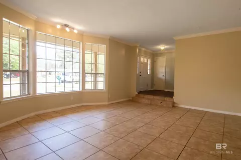 Living - 213 Bell Ct, Chickasaw, AL 36611 photo 1 of 8