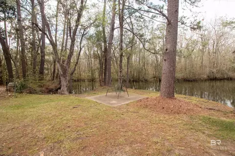 Exterior - 213 Bell Ct, Chickasaw, AL 36611 photo 3 of 8