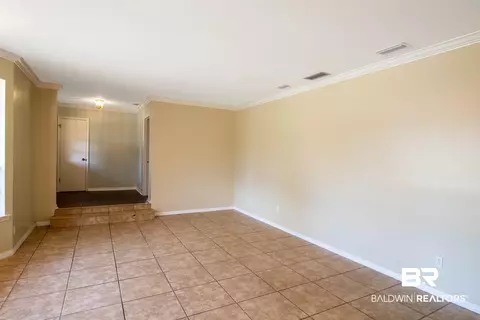 213 Bell Ct, Chickasaw, AL 36611 photo 7