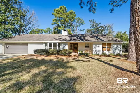 507 Lillian Cir, Fairhope, AL 36532