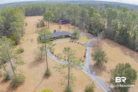 47580 Rabun Rd, Bay Minette, AL 36507