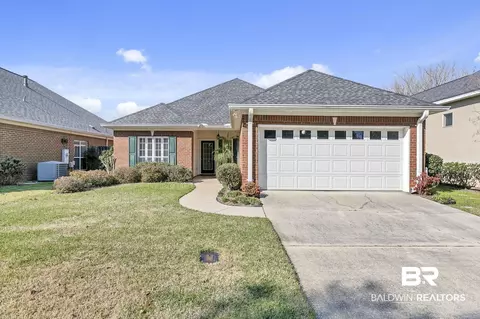 104 Cypress Ln, Fairhope, AL 36532