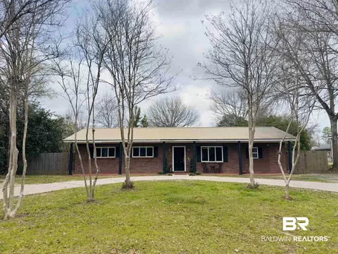1101 E Horner St, Atmore, AL 36502