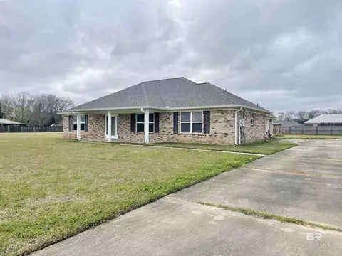 23575 Fountain St, Robertsdale, AL 36567