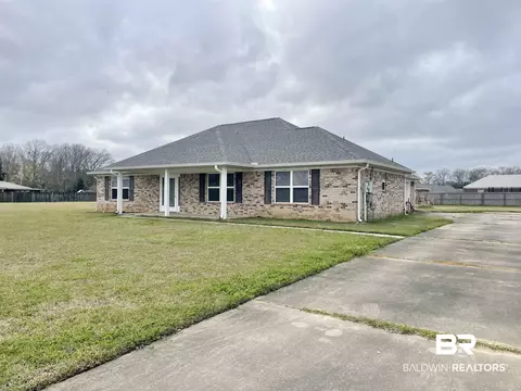 23575 Fountain St, Robertsdale, AL 36567