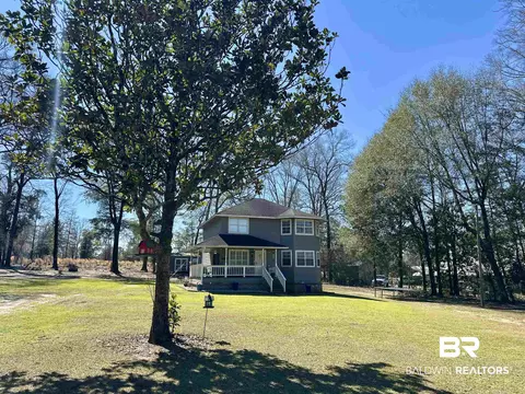 120 Mcgougin Rd, Brewton, AL 36426