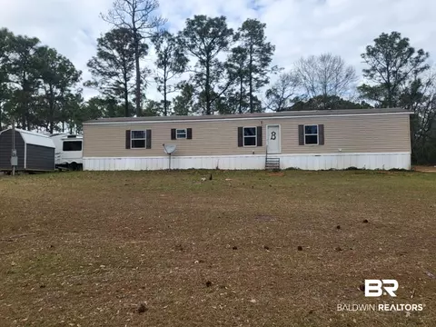 15583 Lee Ave, Bay Minette, AL 36507