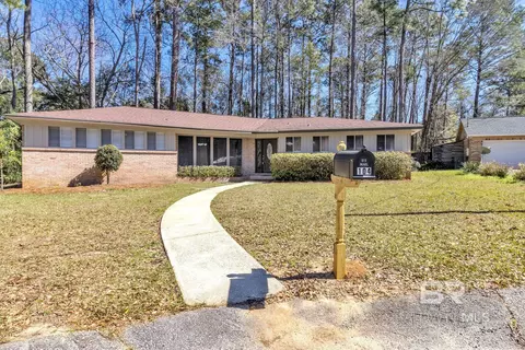 104 Diane Cir, Daphne, AL 36526