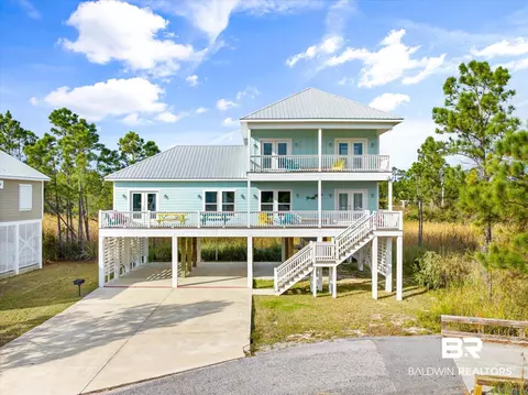 6046 Morganway Cir, Gulf Shores, AL 36542