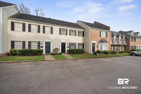 130 Du Rhu Dr #G, Mobile, AL 36608