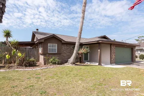 1223 Brook Bend Rd, Pensacola, FL 32506