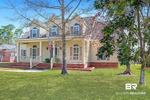 8915 Bay Point Dr, Elberta, AL 36530
