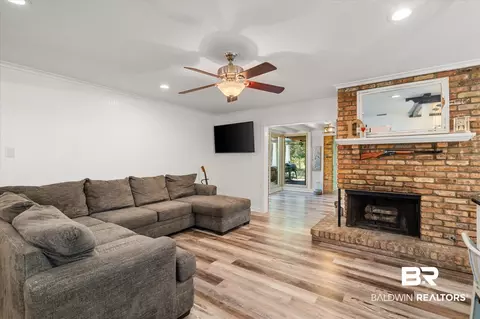 2743 Perin Pl, Mobile, AL 36693 photo 3