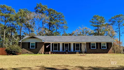127 Dogwood Ln, Grove Hill, AL 36451