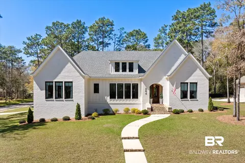 204 Camden Way, Fairhope, AL 36532