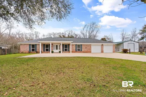 734 W Section Ave, Foley, AL 36535