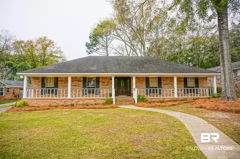 7225 Smithfield Rd, Mobile, AL 36695