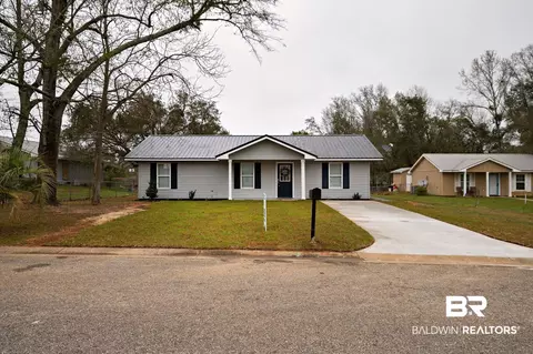 13474 Rooster Ln, Foley, AL 36535