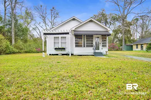 2014 Bakers Ln, Mobile, AL 36605