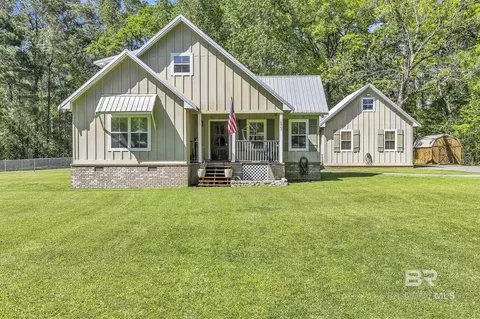 10867 Dogwood Dr, Stockton, AL 36579