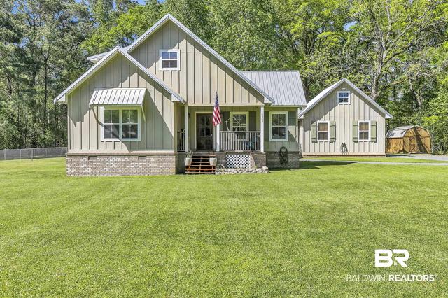 10867 Dogwood Dr, Stockton, AL 36579