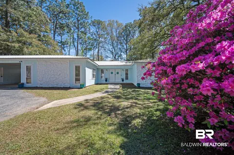 118 Leigh Cir, Daphne, AL 36526