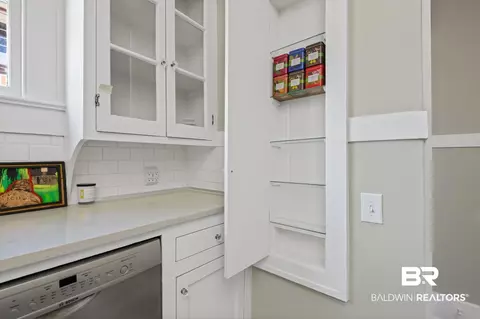 61 S Julia St, Mobile, AL 36604 photo 12