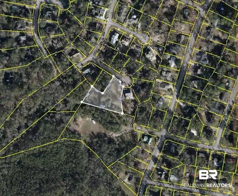 000 Battery Hts, Spanish Fort, AL 36527