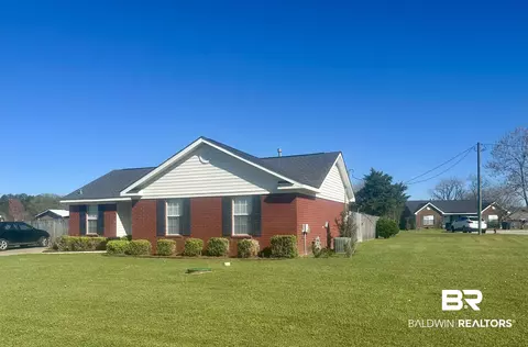 4882 Rebecca Pl, Mobile, AL 36695