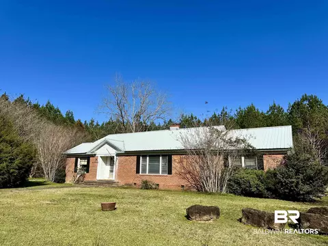 3556 Damascus Rd, Brewton, AL 36426