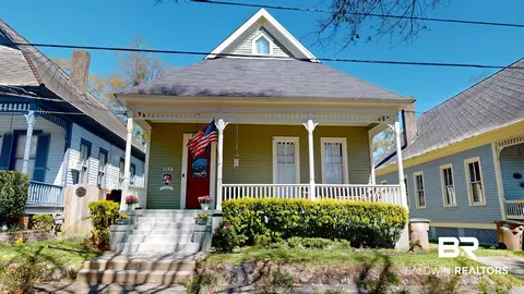 1154 New Saint Francis St, Mobile, AL 36604