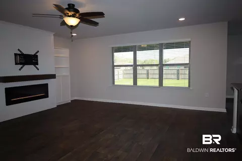 8395 Mackie Ln, Daphne, AL 36526 photo 3