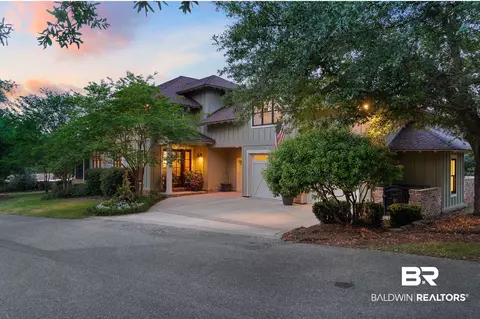 17861 Section St #18, Fairhope, AL 36532