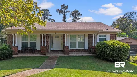 18 Lee Cir, Spanish Fort, AL 36527