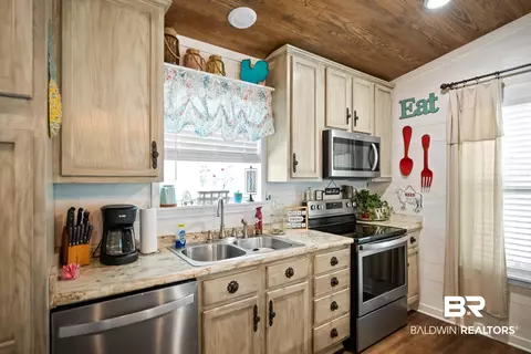 1362 Caney Loop, Lillian, AL 36549 photo 8