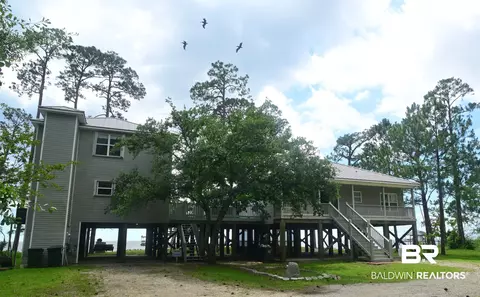 9397 S Bay Rd, Foley, AL 36535