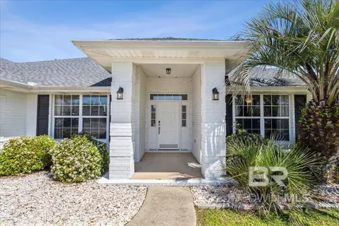 6004 Firefly Dr, Pensacola, FL 32507