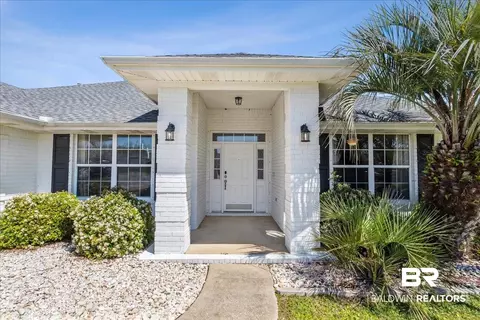 6004 Firefly Dr, Pensacola, FL 32507