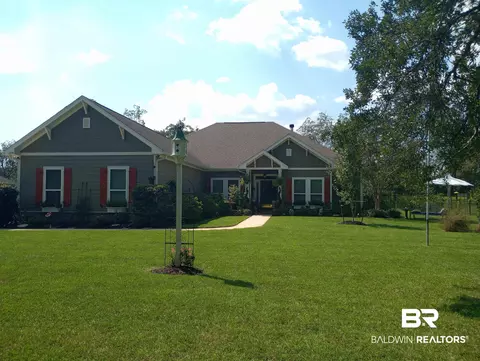 12191 Pecan Grove St, Magnolia Springs, AL 36555